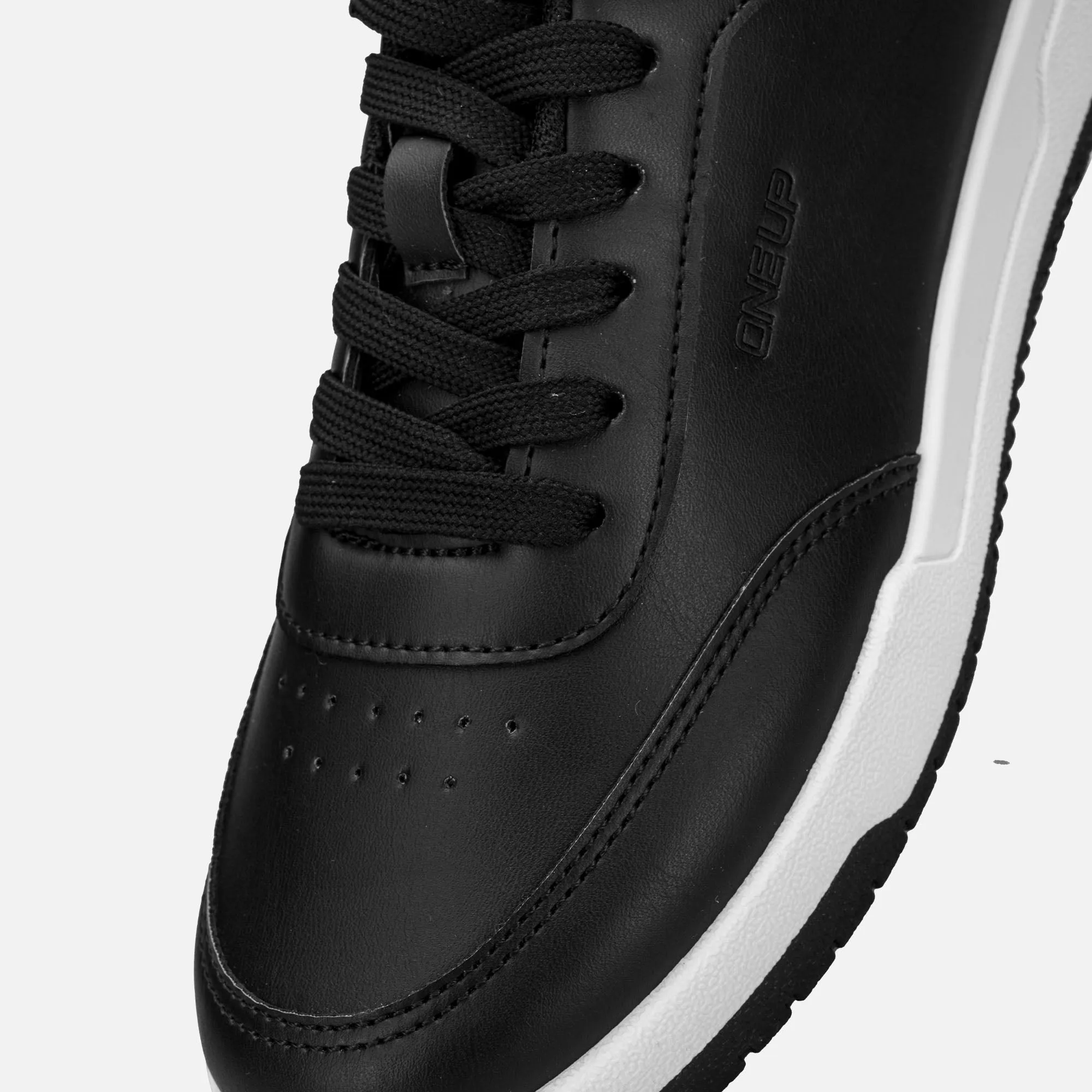 EDGE KICKS BB