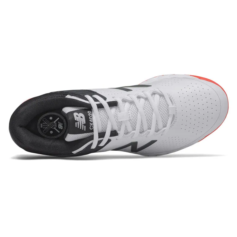 New Balance Mens Moulded Cricket Shoe