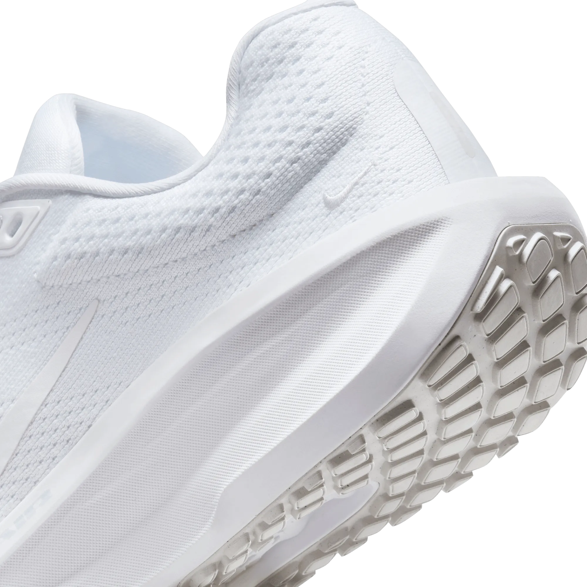 Nike Women's Winflo 11 Road Running Shoes