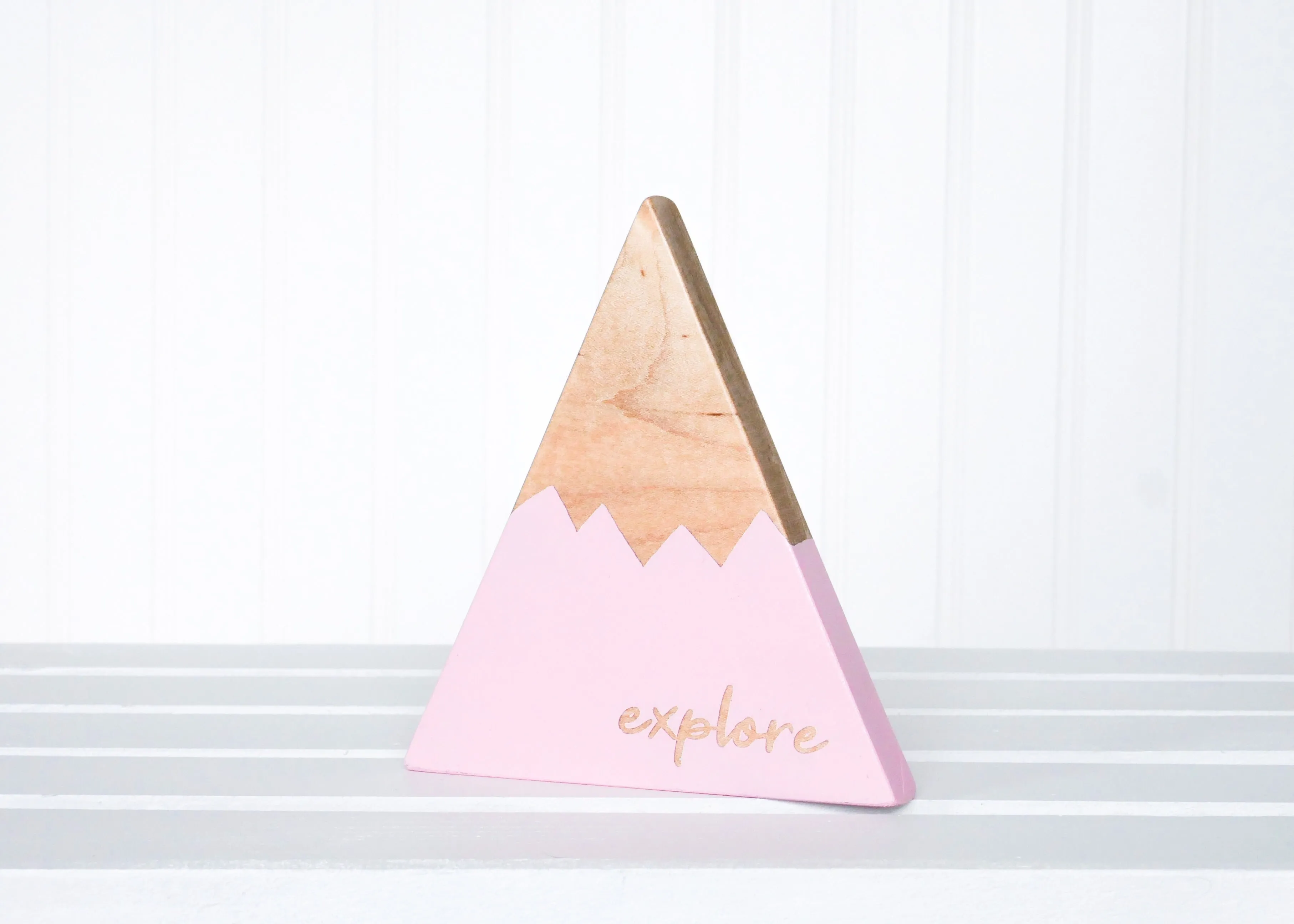 "Explore" Wooden Mountain - Pink
