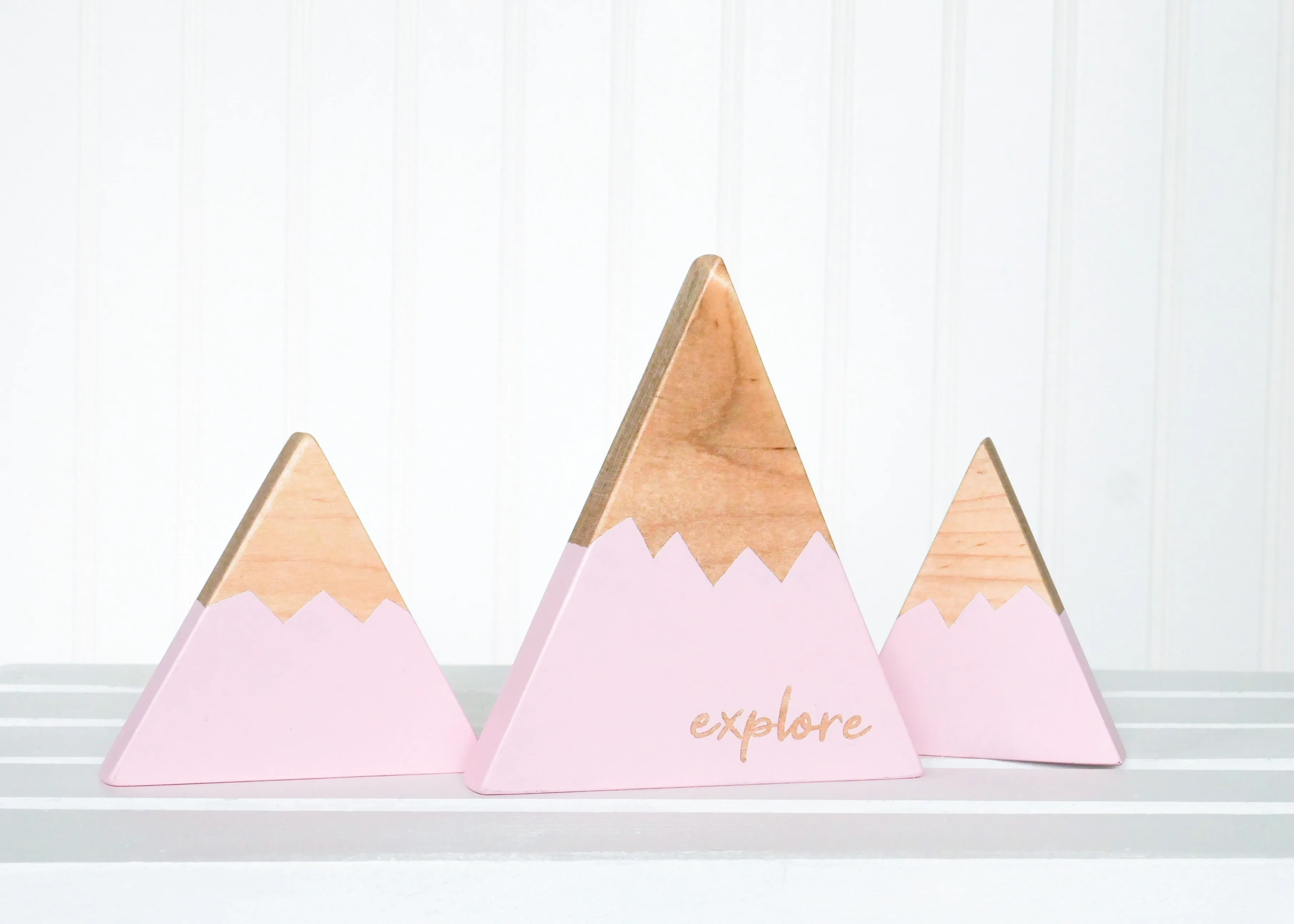 "Explore" Wooden Mountain - Pink