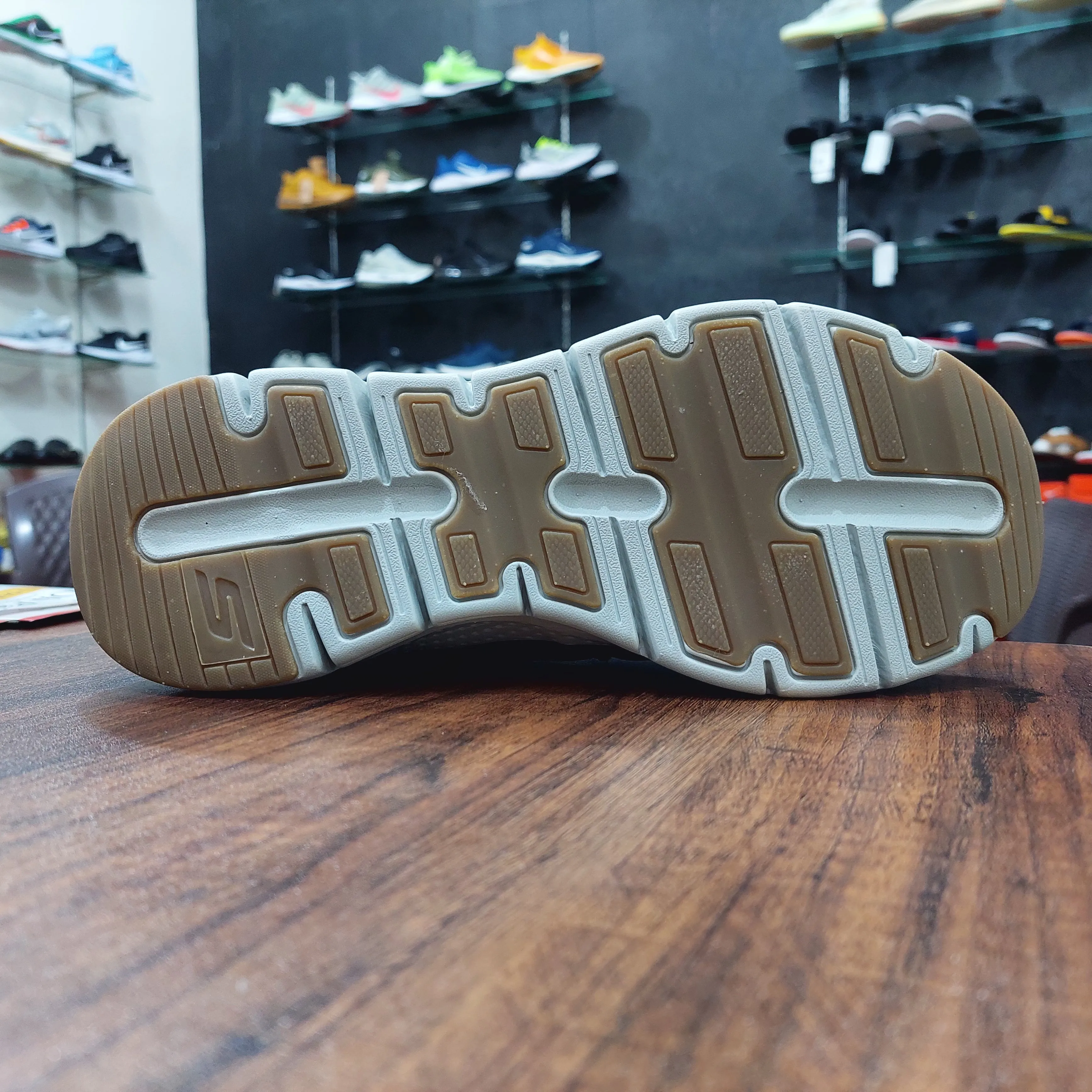Sketcher Arch Fit Banlin "Taupe"