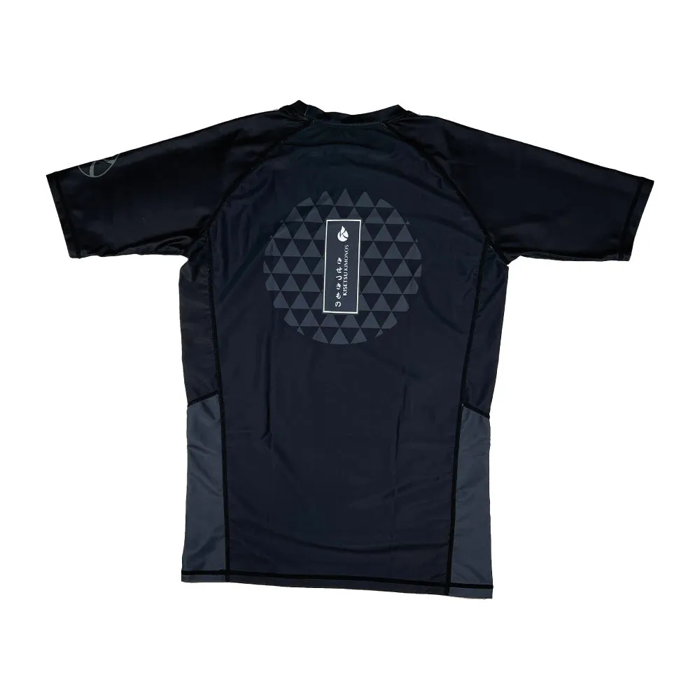 V2 RASH GUARD • BLACK